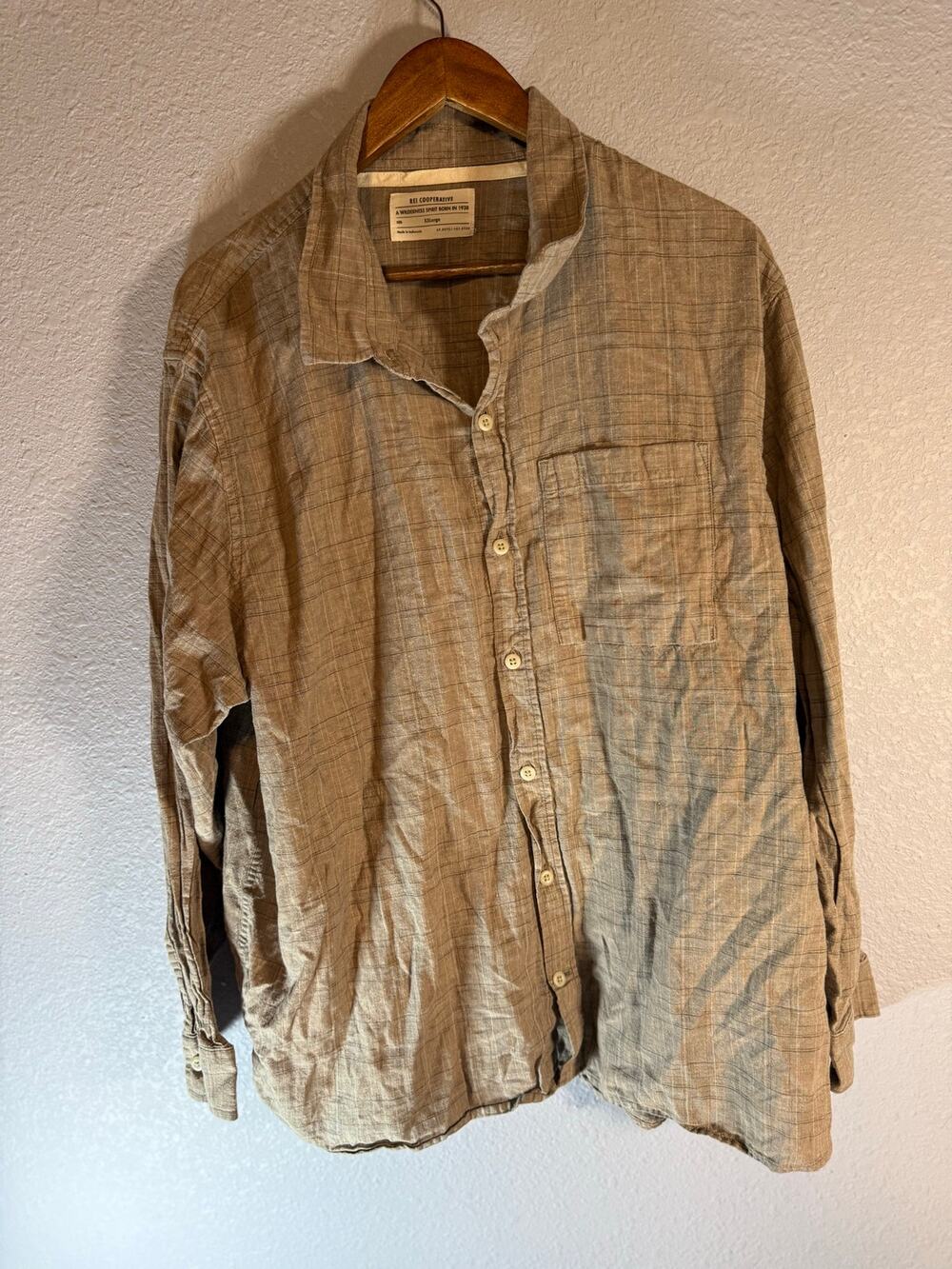 REI Cooperative XXL Taupe Plaid Long Sleeve Button Front Shirt
